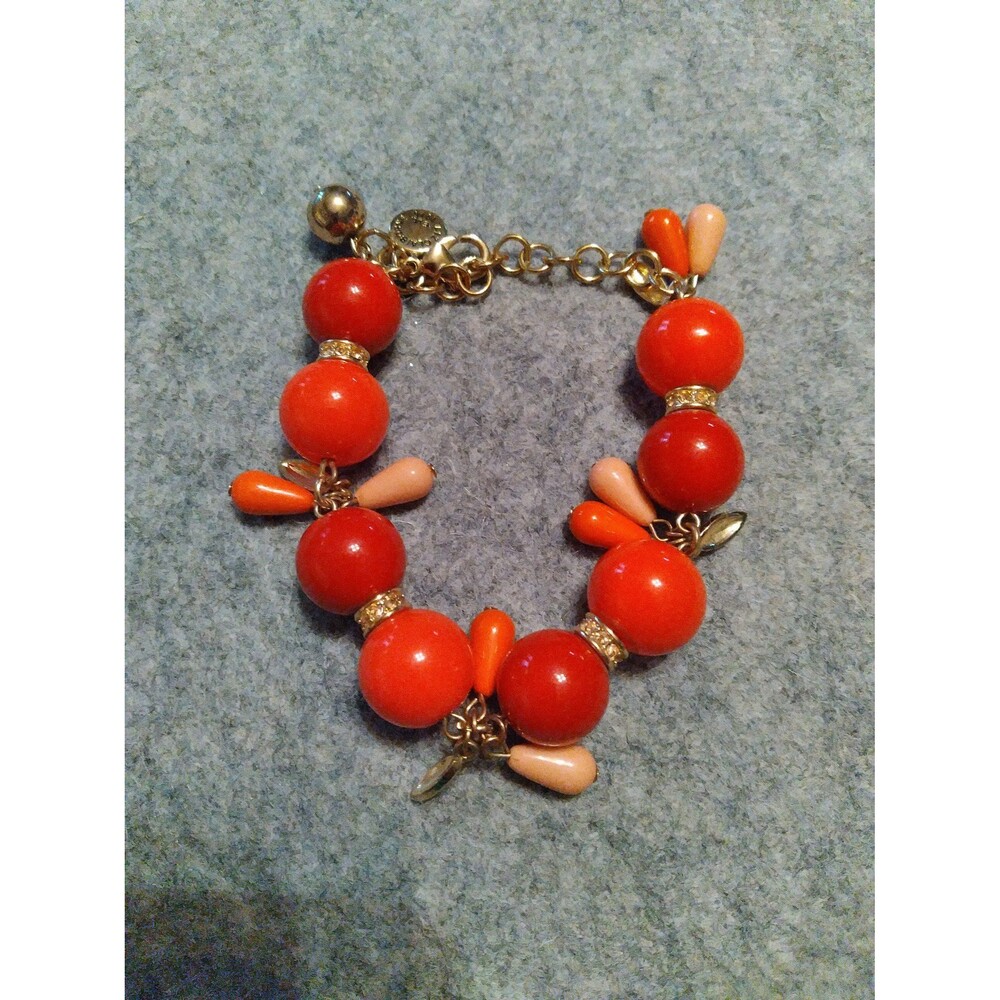 J.Crew Red Orange Beaded‎ Charm Bracelet Gold Tone Adjustable Lobster Clasp Logo - Picture 2 of 2